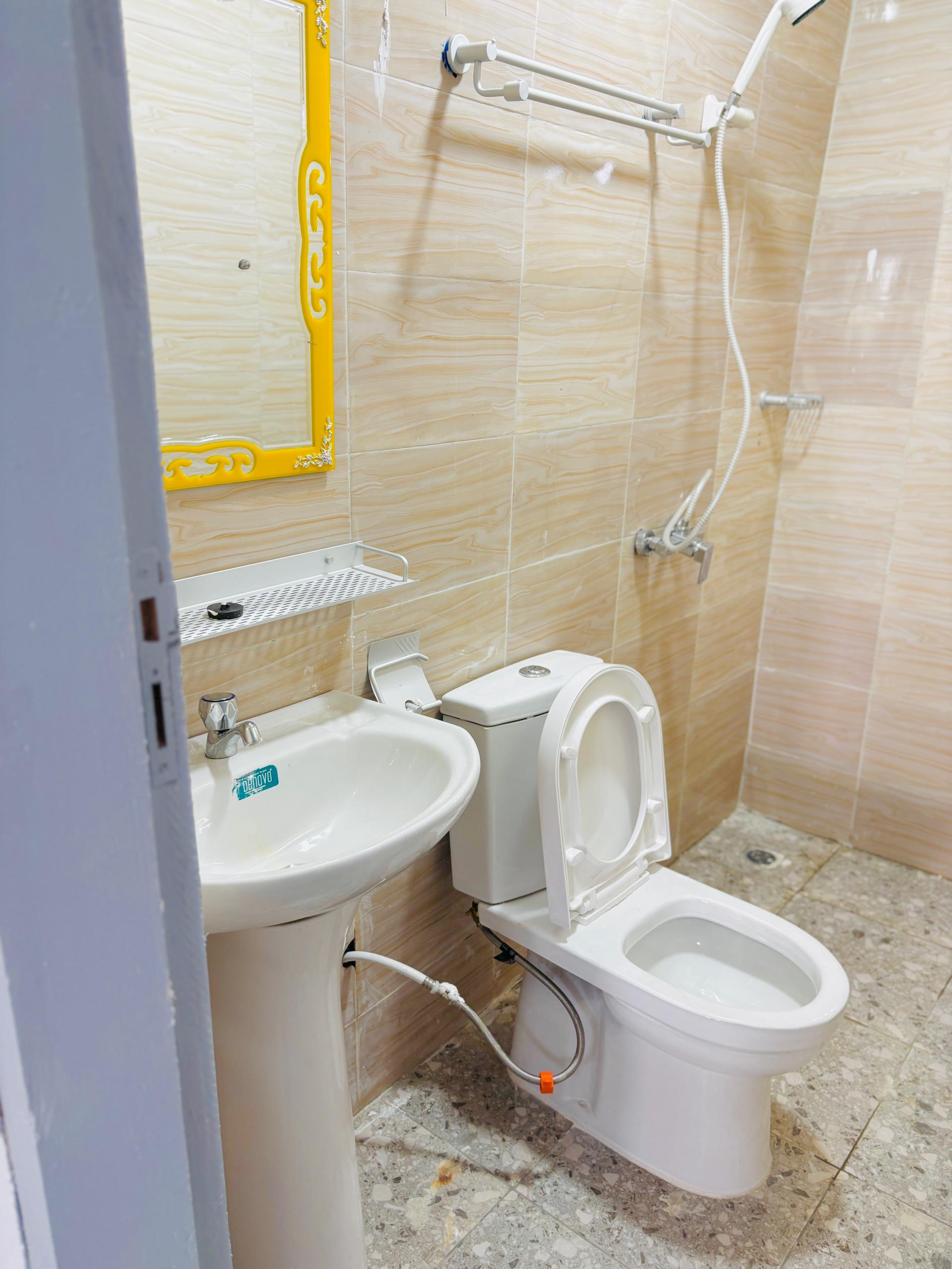 Chambre STUDIO-YAMOUSSOUKRO