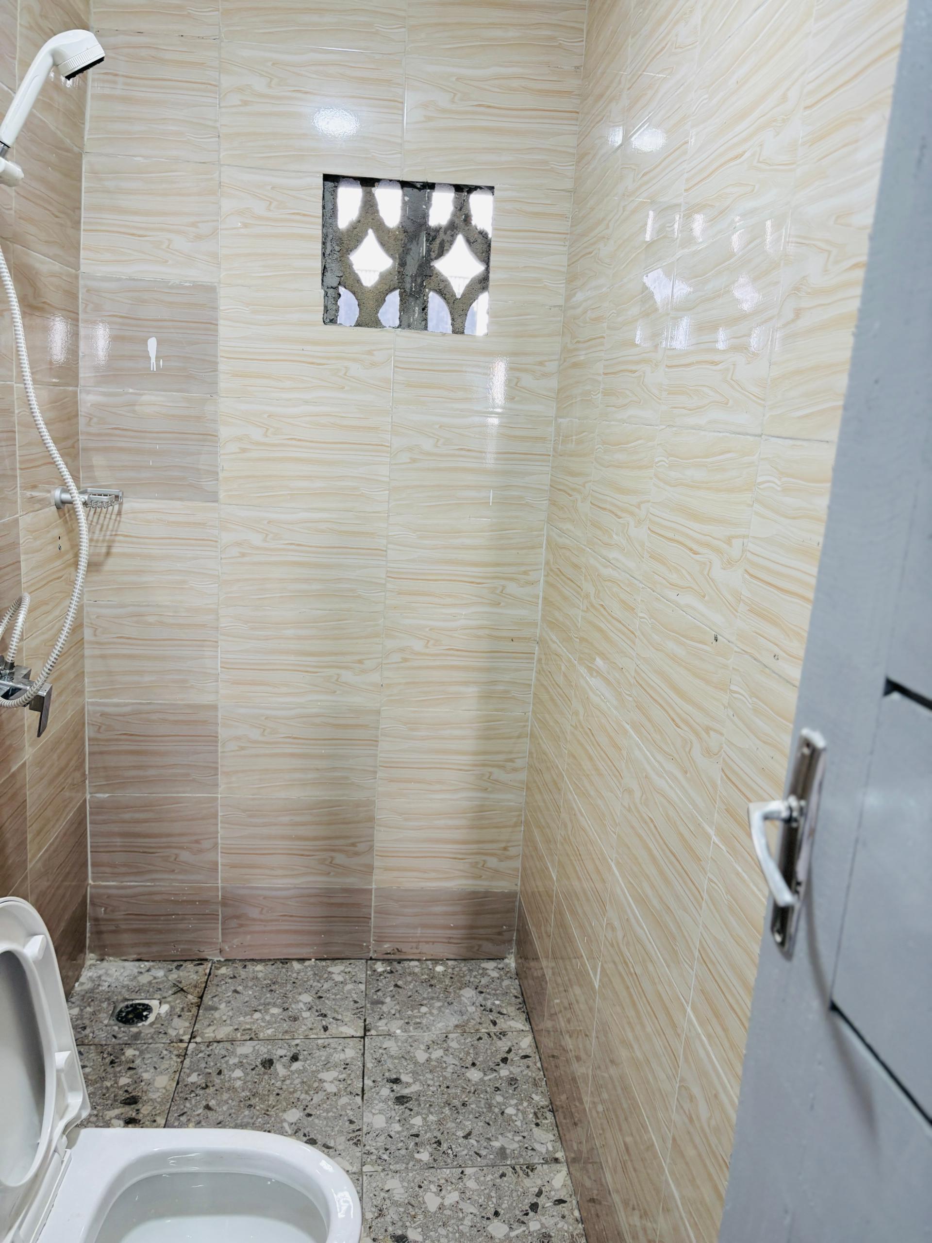 Chambre STUDIO-YAMOUSSOUKRO